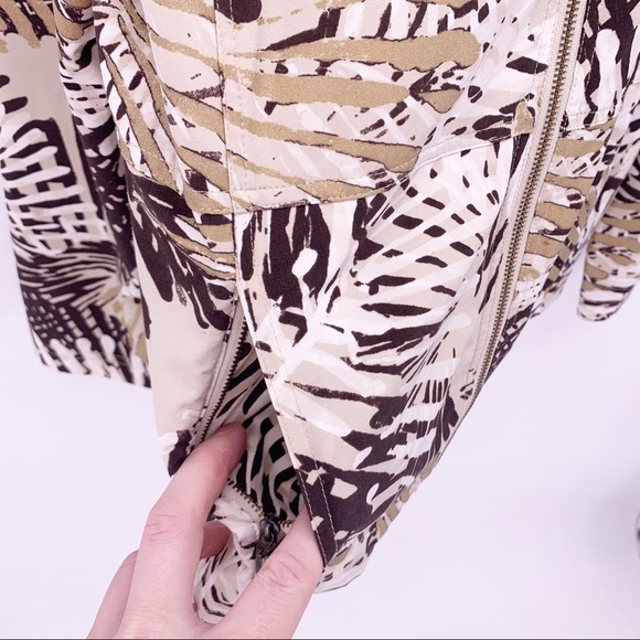 Zenergy by Chico’s Zip Up Jacket Size 2/Large - Picture 4 of 6